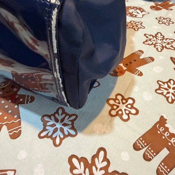 Tory Burch Navy Extra Large Tote - Picture 5 of 13